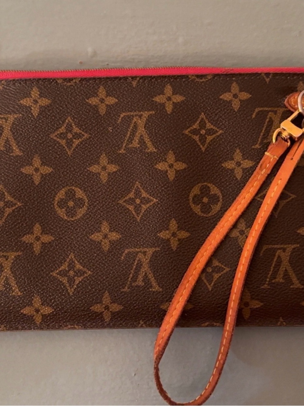 Louis Vuitton Brown Monogram Pouch with Pink Trim - Picture 2 of 4